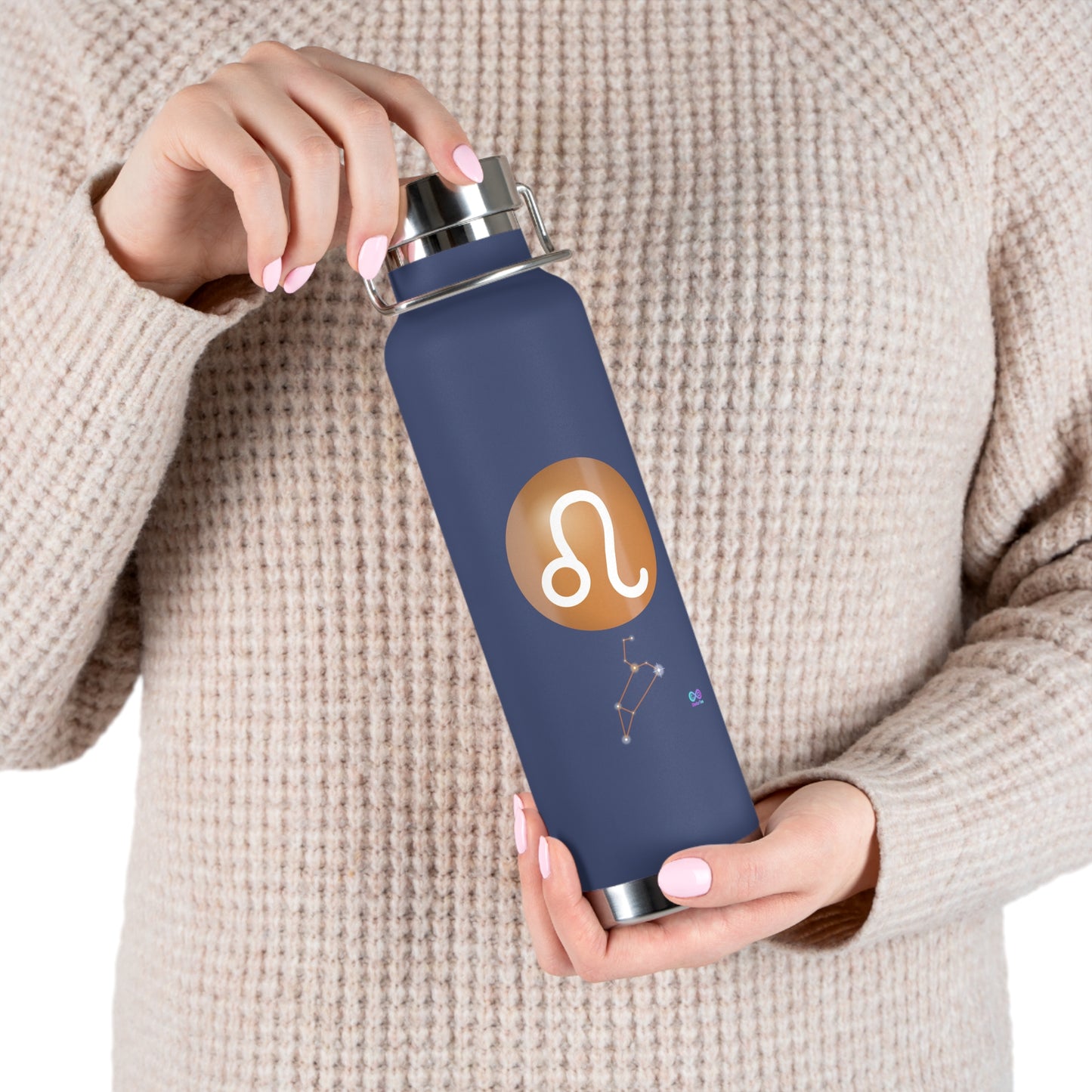 Leo Zodiac Copper Vacuum Insulated Bottle — 22 oz Stainless Travel Tumbler